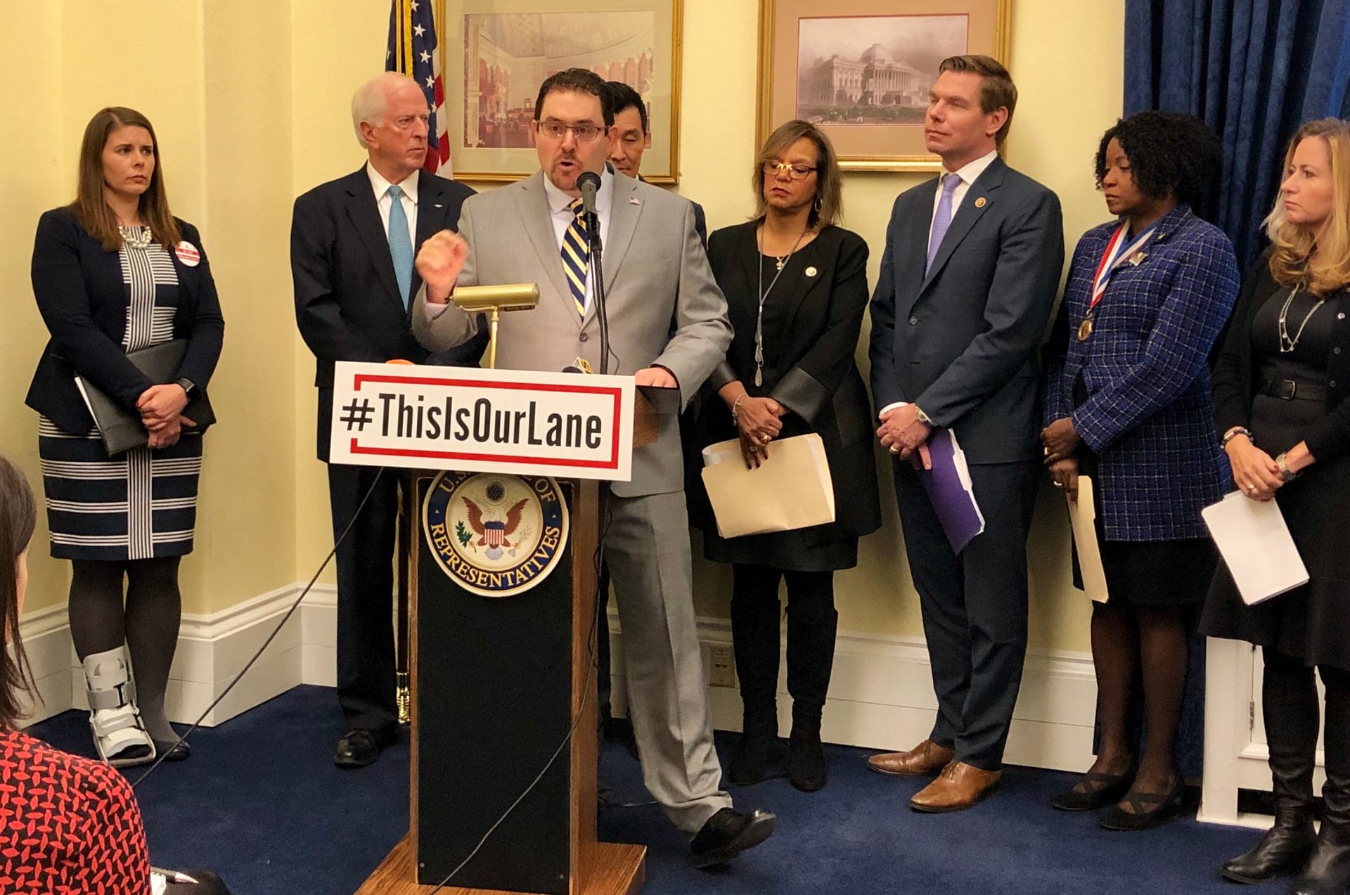 Dr. Sakran speaks at a press conference on gun violence prevention with congressional leaders and medical professionals.