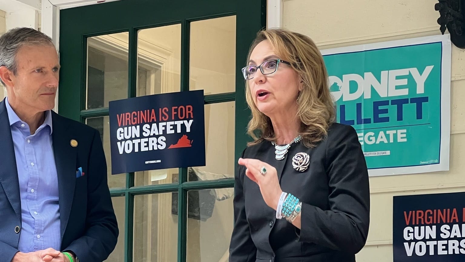 Gabby Giffords speaks at a campaign event for Virginia Delegate Rodney T. Willett.