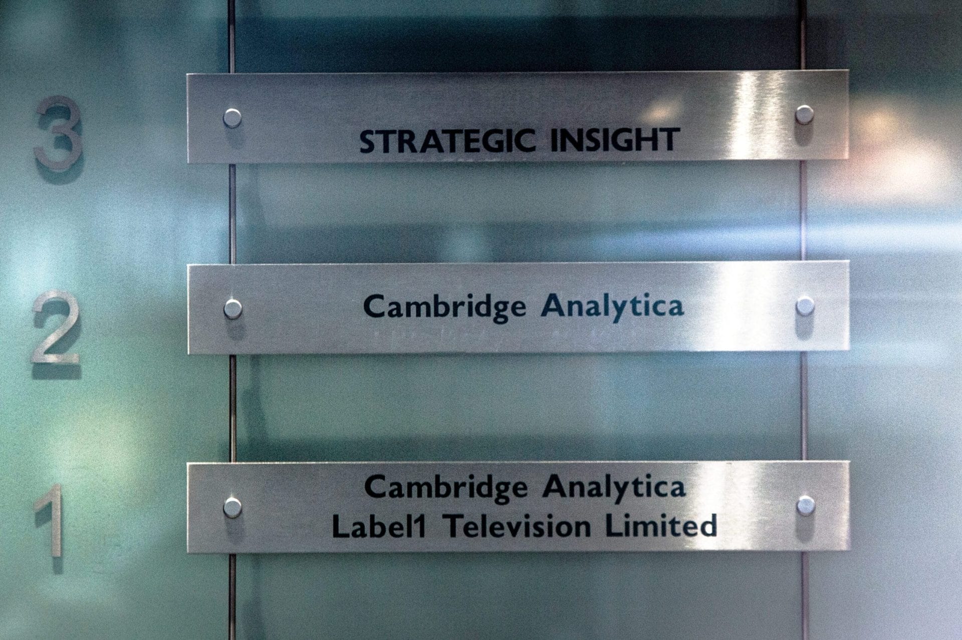 sample single Alt sample single Alt